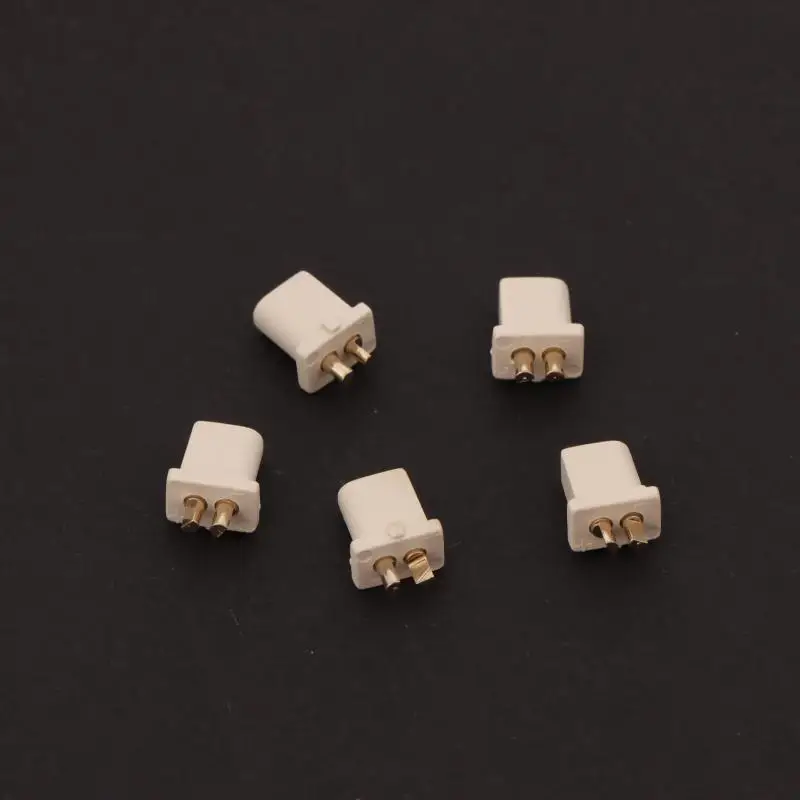 Connecteur BT2.0 mâle et femelle déconnectés, montrant la conception précise pour batterie 1S.