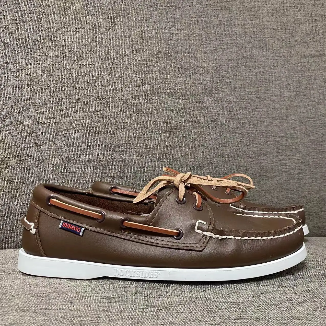 

Men Authentic Sebago Docksides Shoes - Premium Leather Moc Toe Lace Up Boat Shoes AC072