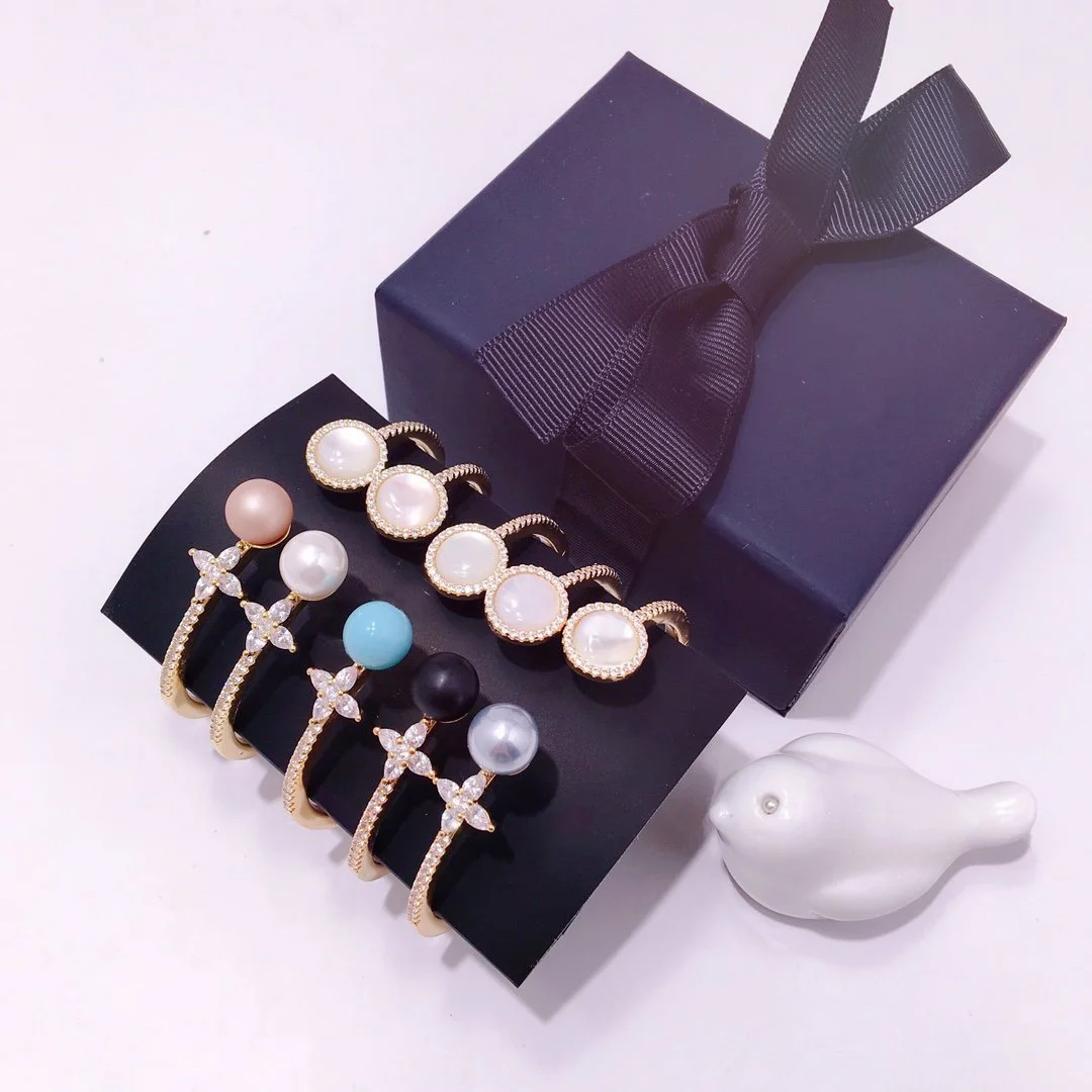 2022 Hot Trend Diamond Pearl Opening Bracelet Everyday Wear, Party, Birthday Golden Colored Gem  Gold Plated Brass