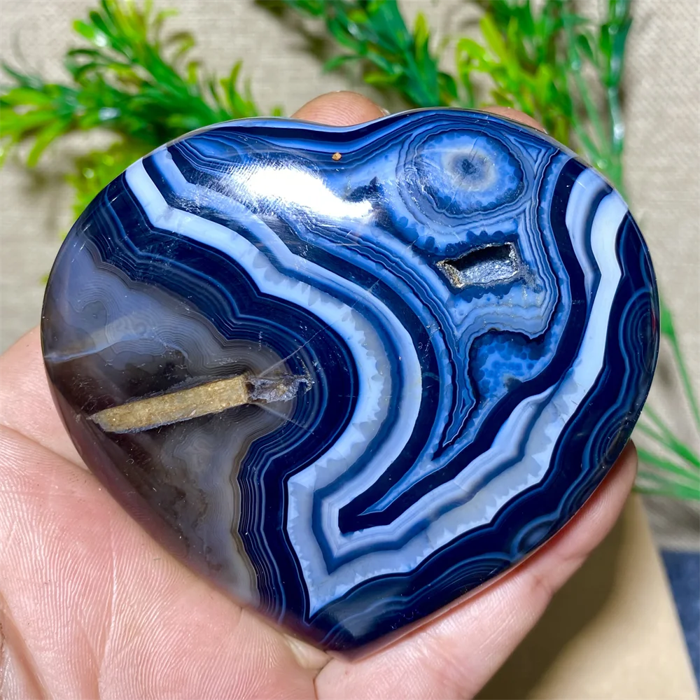 天然石ブラックシュガー水晶のハート 置物 台座付きNO.070402