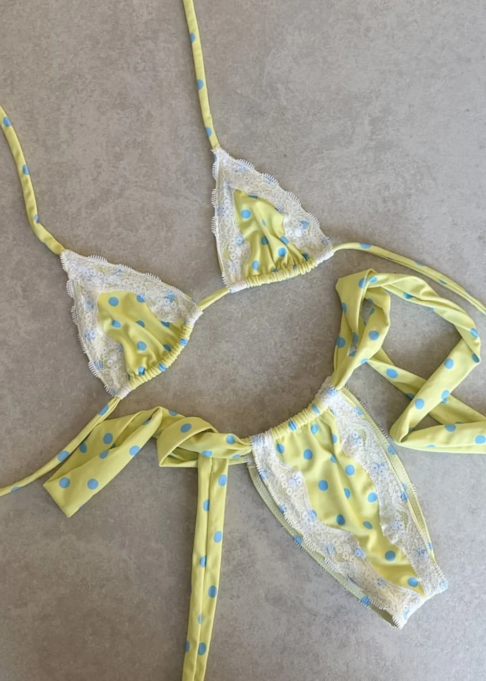 Nuovo Sexy Bikini Brasiliano - Dettaglio stampa floreale