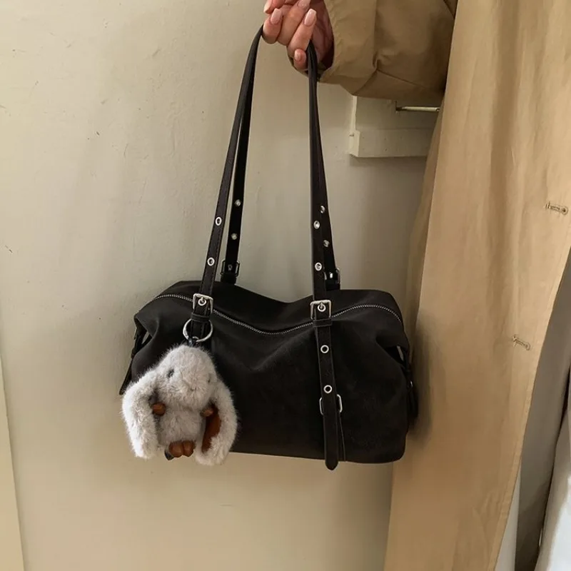 Borsa a Tracolla Hobo in Camoscio Multicolore per Donna, Stile Quotidiano, per Lavoro, Viaggi, Pendolarismo e Casual Street Style - immagine 4