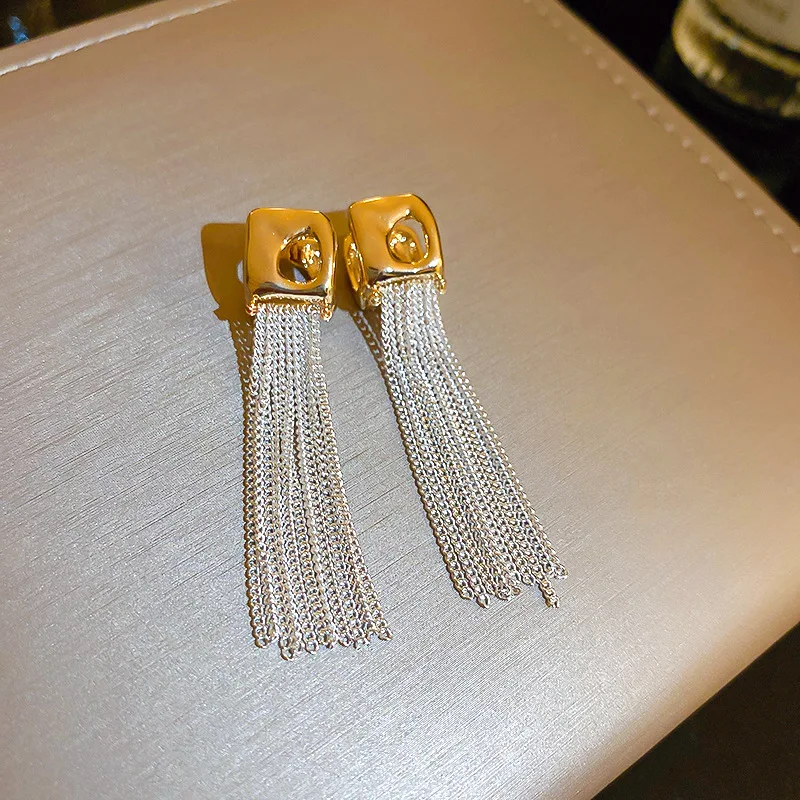 Fashion stud earrings luxury golden irregular tassel ear buckle pendant chain banquet