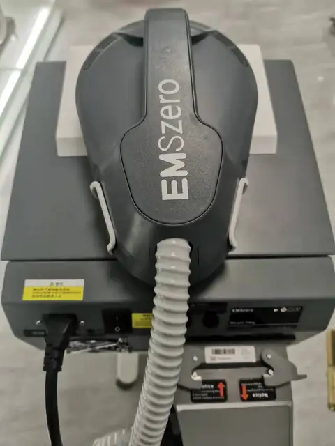 Emsslim Neo muscle stimulator