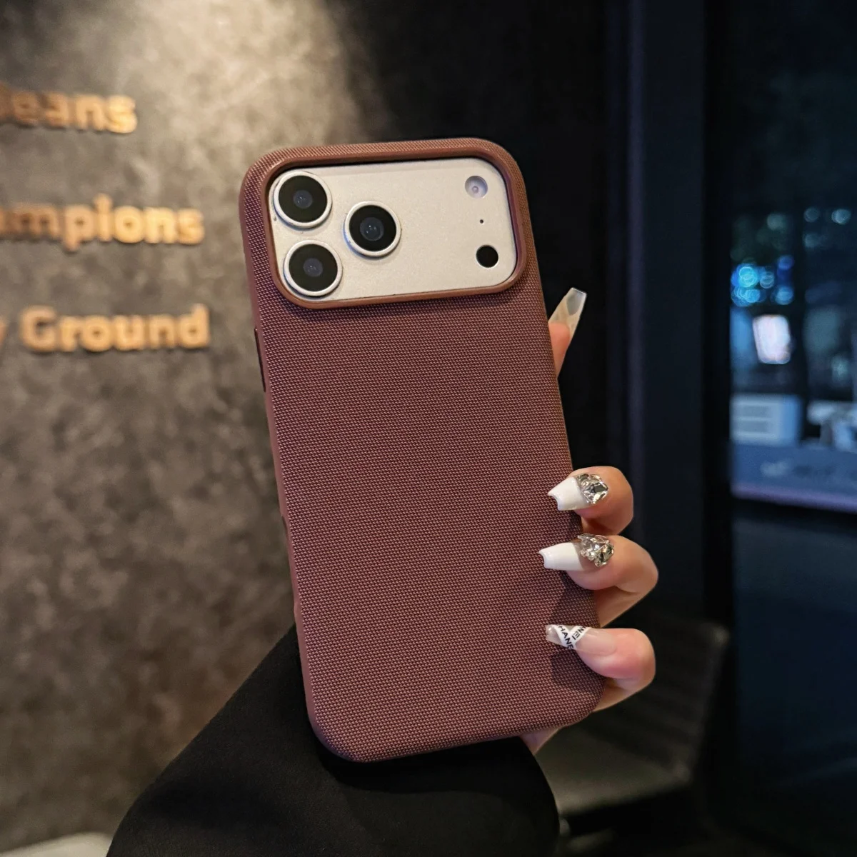 Premium Woven Fabric Magnetic Phone Case with Magsafe Charging and Shockproof Protection