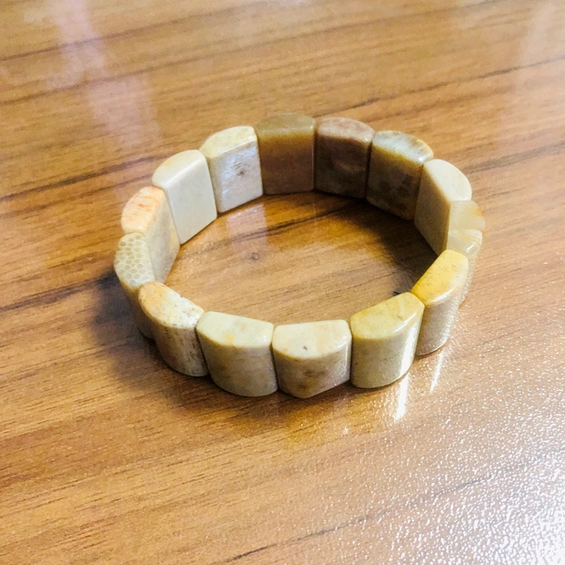 

Браслет из натуральной яшмы кораллового цвета, ювелирный браслет из натуральной полудрагоценной хризантемы диаметром 58 мм, 1 шт.