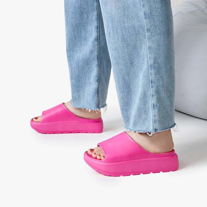Thick Bottom Cloud Slippers Women 2024 Summer Casual Chunky Platform Sandals Woman Soft EVA Non-slip Beach Shoes Slides Female 2