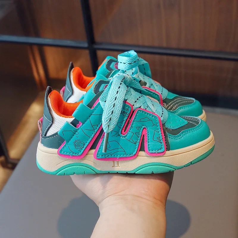 Рисунок 5 - Детские кроссовки для бега