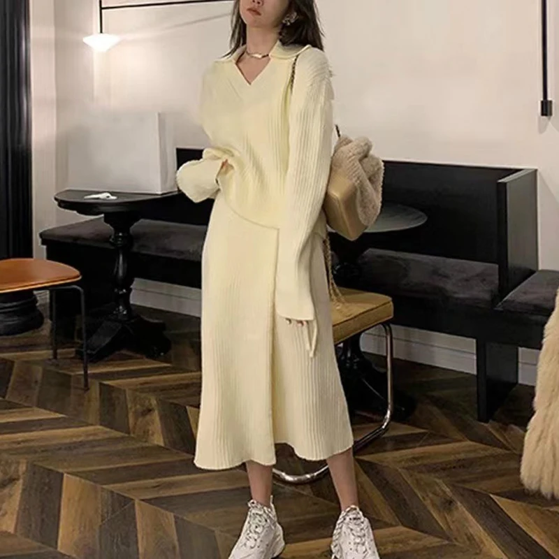 

2023 solid casual womens knit sweater two piece sets designable v-neck long sleeve knitted pullover wide leg loose skirt ZT2304