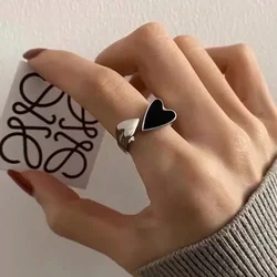 Silver Irregular Geometric Open Ring - Fashionable Vintage Jewelry (Black Heart)
