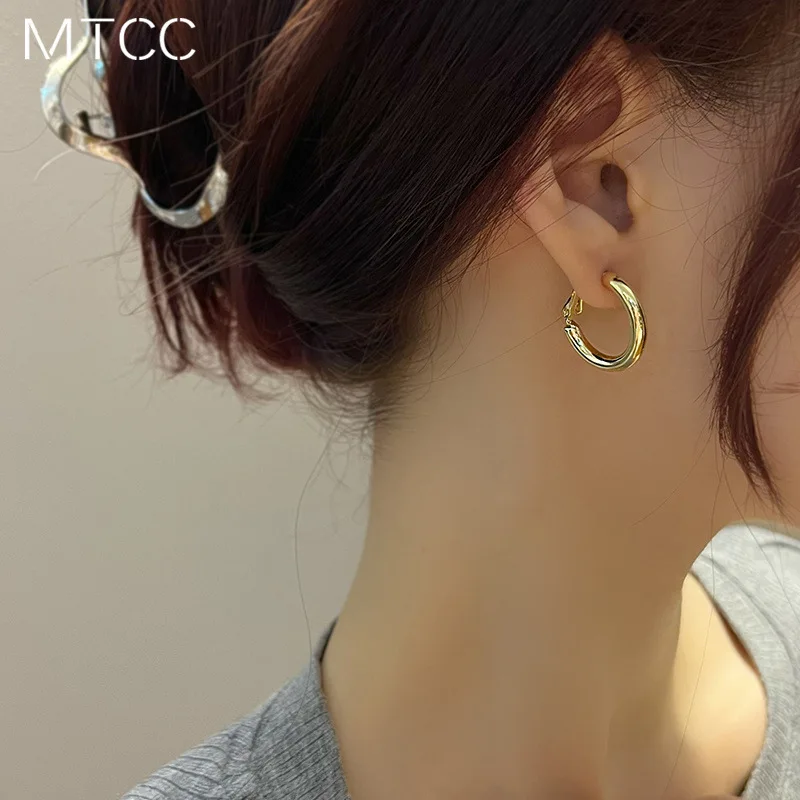 Metal Circle Clip Earrings No Hole Ear Clips Round Clip on Earring Without Piercing Minimalist Earring CEtD1059 ear clip earrings,clip earrings,ear clip