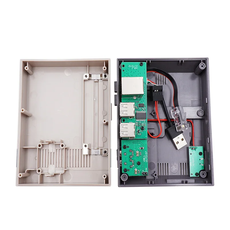 Étui Retroflag NESPi pour Pi 3,2 B + de Classic Retro Outlets Design