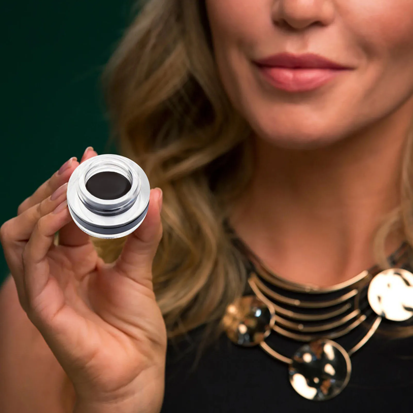 3pcs Portable Eyeliner Guide Tool Easy No-Skip Eyeliner Gel Reusable Silicone Eyes Make Up Brush for Shaky Hands Eyeliner Beauty