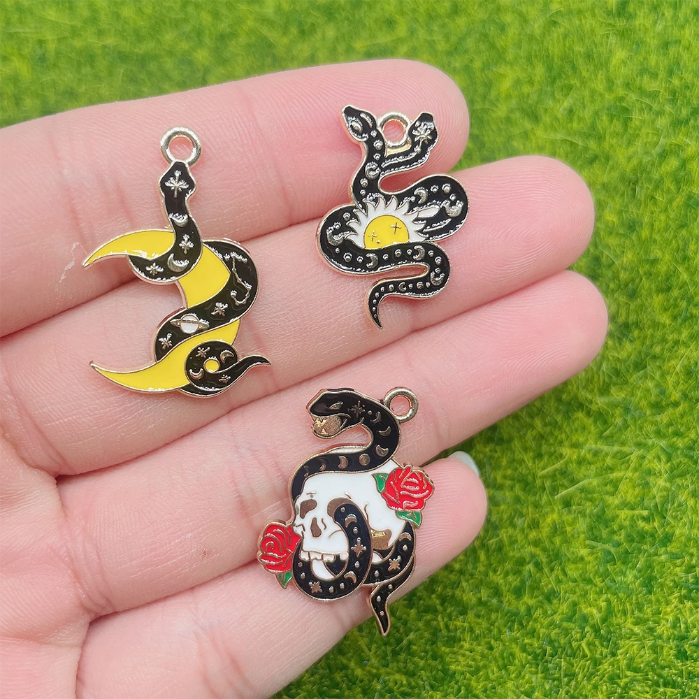 

10Pcs 18*25mm Dark Style Enamel Skull Snake Moon Fashion Jewelry Time Earrings Necklace Bracelets Pendant Accessories DIY Crafts