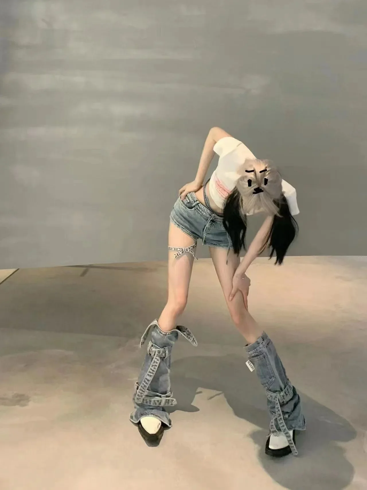 Vintage Washed Bandage Jeans Hot Girls Two Ways Wearing Shorts and Leg Cover Belt Denim Baggy Pants Streetwear Punk Goth Jeans