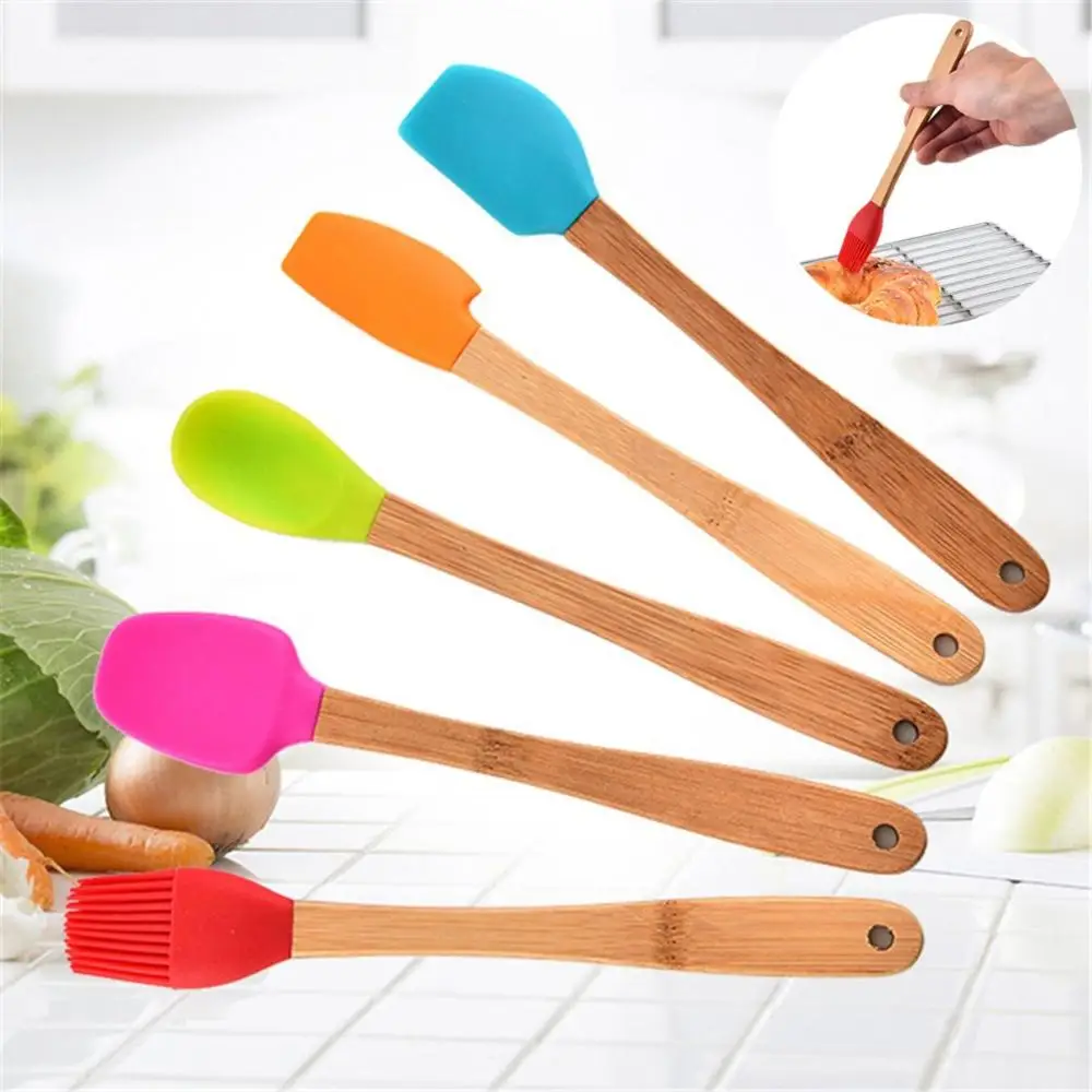 1/5Pcs Silicone Cake Scraper Durable Wooden Handle Pastry Brush Heat Resistant Cookie Mixing Spatula