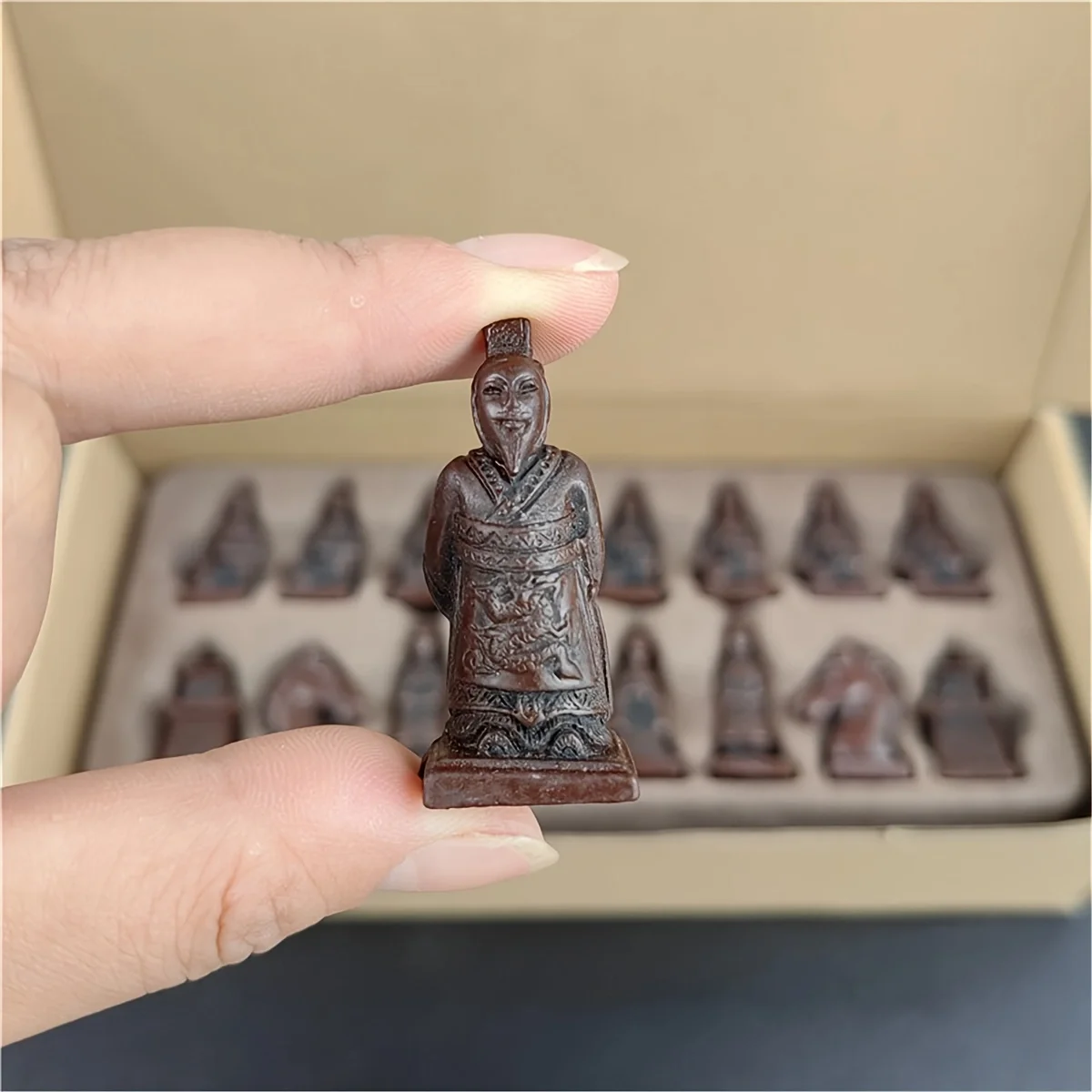 Antique Small Terra Cotta Warriors Chess Pieces Chess Leather Board 28cm/11.02inch Hand Made Retro Character Modeling Game