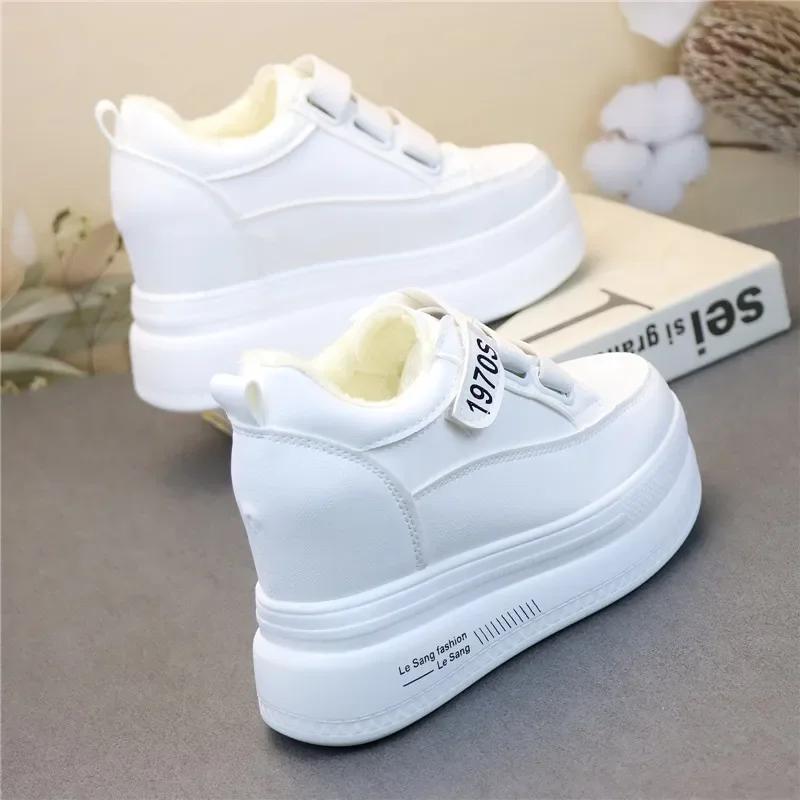 

Genuine Leather Women plush Platform Sneakers Wedgies Spring Casual Vulcanized Shoes Ladies Thick Bottom Court Sneakers White