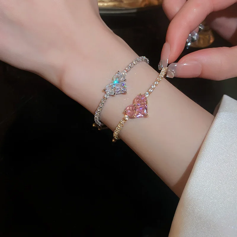 

Luxury Shiny Zircon Love Heart Adjustable Bracelet for Women Korean Fashion Heart Shaped Zircon Full Rhinestone Bracelet Jewelry