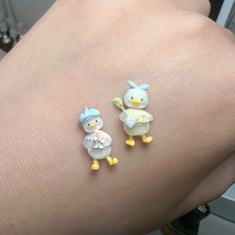 귀엽고 멋진 디자인의 네일 아트 몰드 1개 (오리, 토끼, 곰, 강아지, 나비넥타이, 레이스 벨트 패턴) 투명 네일 아트 스탬핑 도구