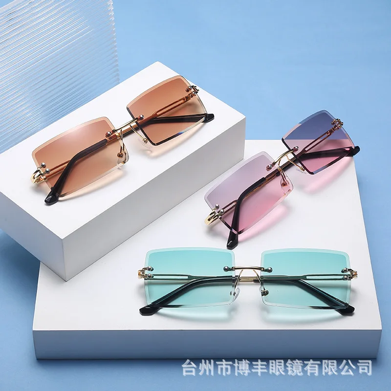 

Rimless Sunglasses Rectangle Fashion Popular Women Men Shades Small Square Sun Glasses For Female male Summer Traveling Oculos