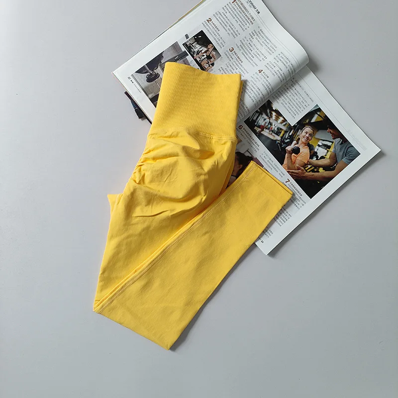 بنطلون رياضي نسائي بدون خياطة بخصر عالٍ ورفع للأرداف، بنطلون خوخي الشكل للجري والتمارين واليوغا، ليجنز ضيق للنساء