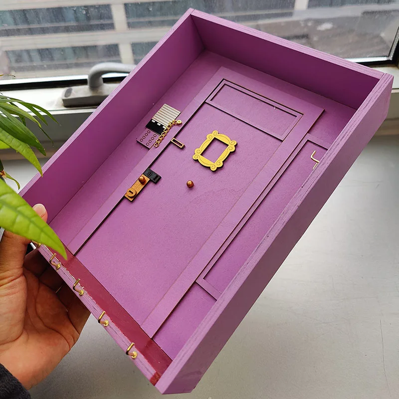 Friends Door Key Holder 2025