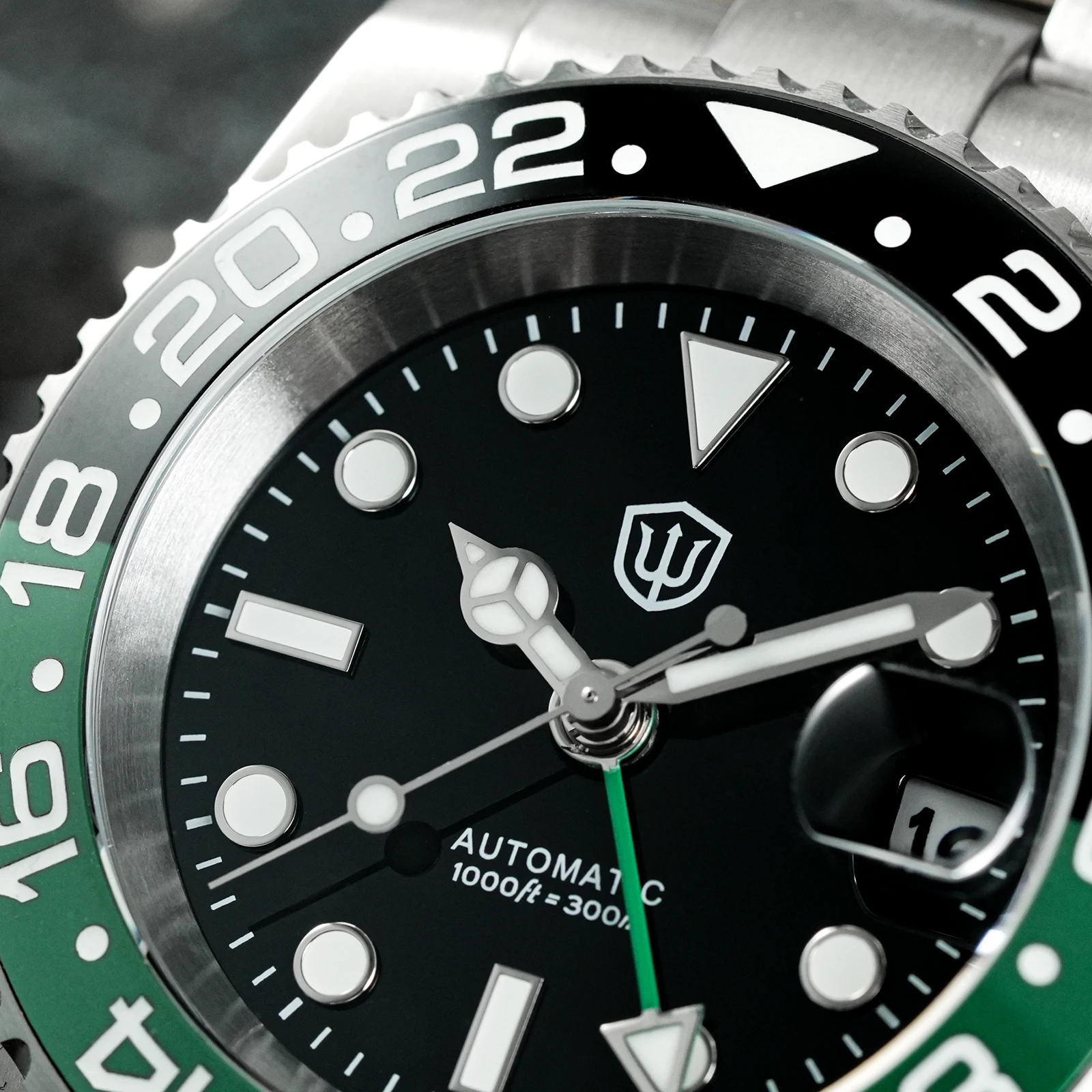 テマリ　ウラシク Watchdives WD16760 V2 NH34 Sub GMT Watch Stainless Steel Sapphire