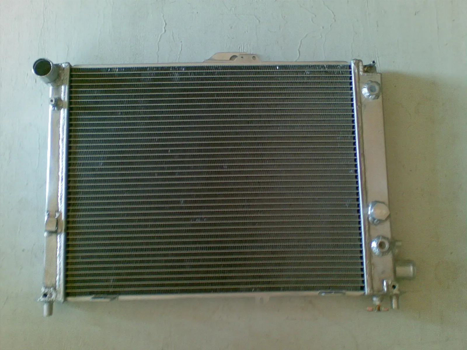 

1993 1994 1995 1996 1997 Aluminum Radiator For SAAB 9000 Aero CDE CSE CS CD 2.3L l4 Turbo NIB 3.0L V6 AT/MT performance B234