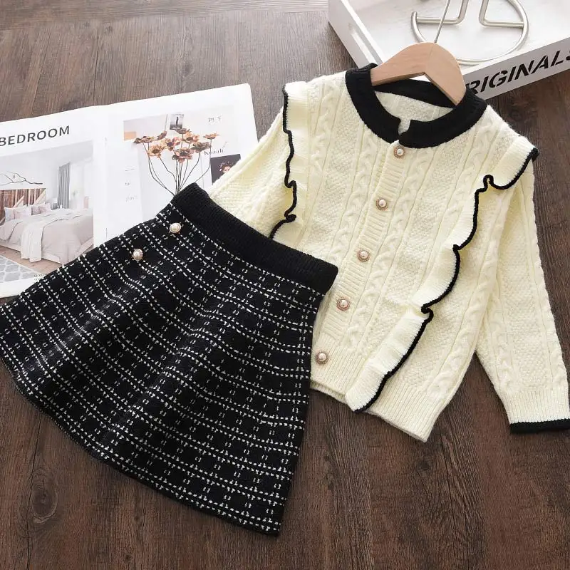 AH9002 White