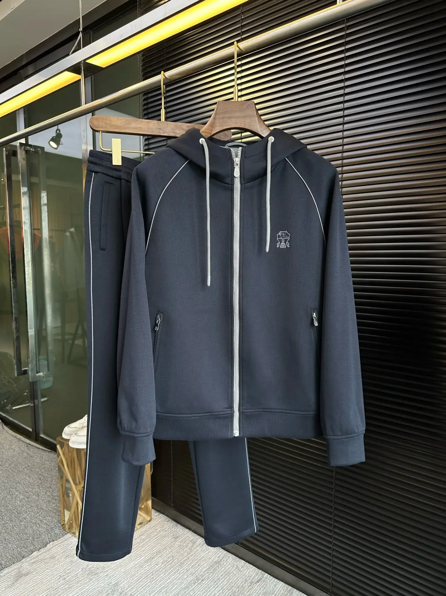 

Спортивная одежда для мужчин, новинка сезона осень-зима 2024, хлопковый спортивный удобный Модный и стильный стиль