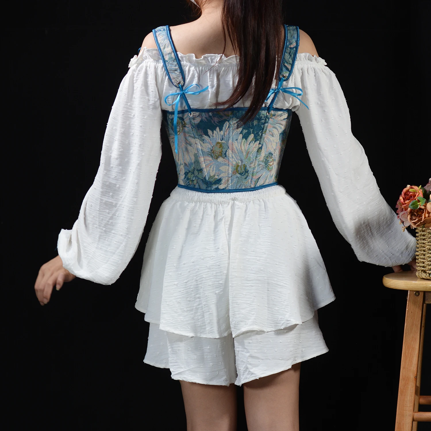 Short Lace Up Overbust Corset Crop Top 2022 Fashion Embroidery Straps Cami Cropped Top for Women