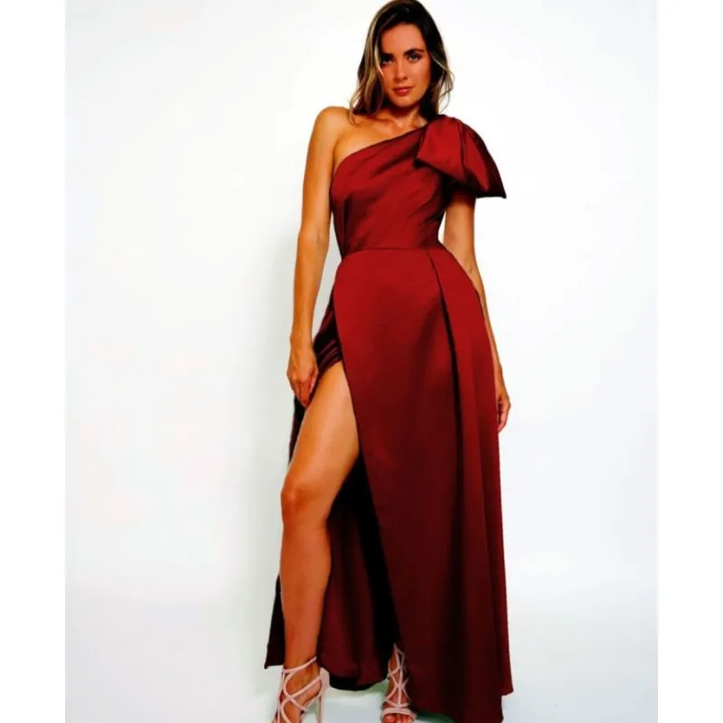 

Bow Bridesmaid Dresses Side Slit One Shoulder Floor Length A-Line Silk Satin Pleated Wedding Bridesmaid Gowns With Lace Up Back
