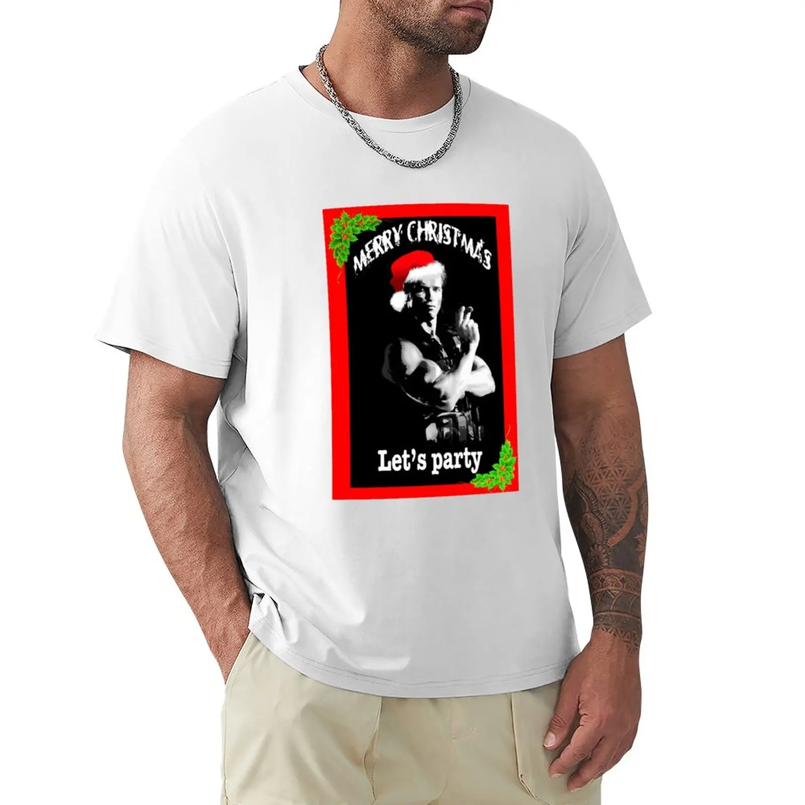 

Commando - Christmas T-Shirt anime Aesthetic clothing Men's t shirts