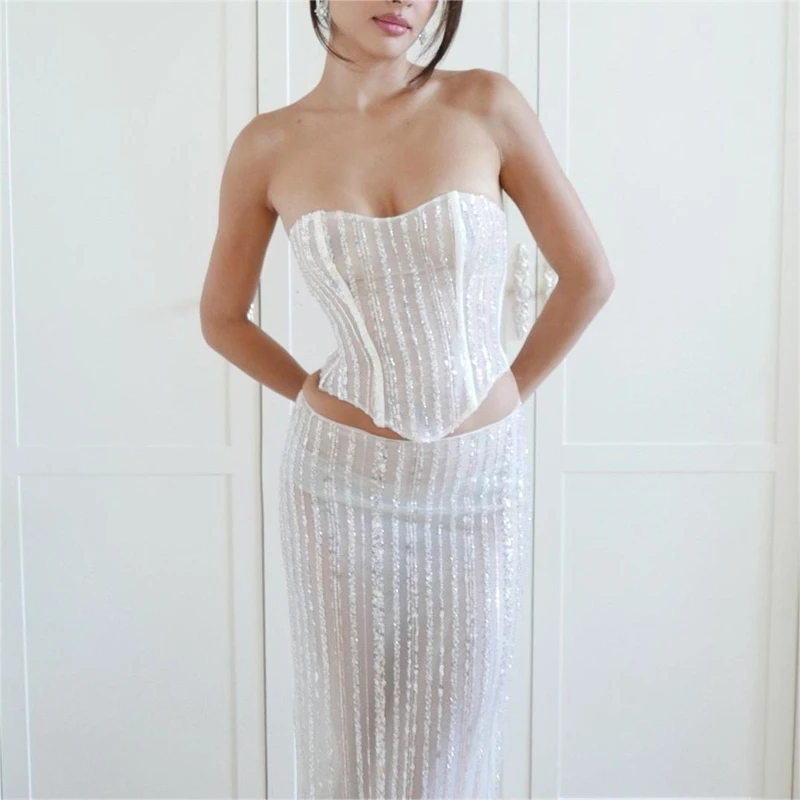 

Женский комплект из 2 предметов Y2K, укороченный топ с V-образным вырезом и лямкой на шее, облегающий топ с открытыми плечами и юбка макси с разрезом