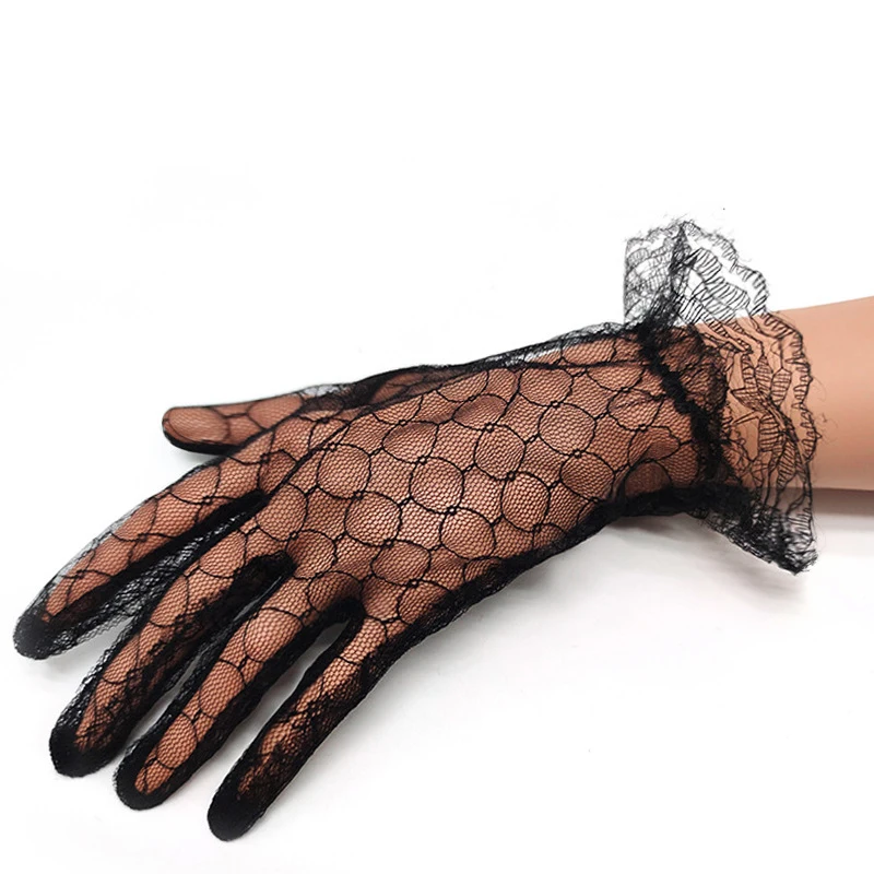 Elegant Ladies Short Lace Gloves New Sheer Fish Net White Prom Party Sexy Gloves Wrist Length Women Bride Mittens Driving Gloves