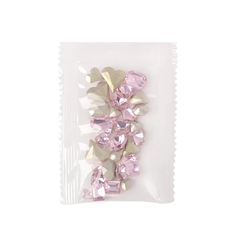 30PCS 라인 석 지적 다이아몬드 화려한 크리스탈 슈퍼 플래시 나비 지방 광장 비뚤어진 심장 믹스 네일 쥬얼리 액세서리