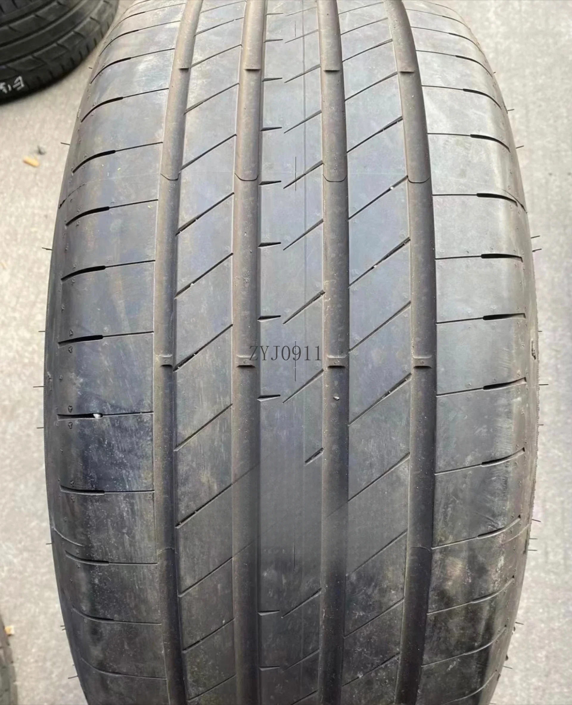 *Tire 255 45R19 104V E Sharp ride silent cotton for MODEL YA8