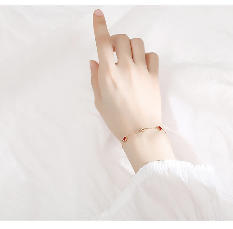 clover bracelet cartier