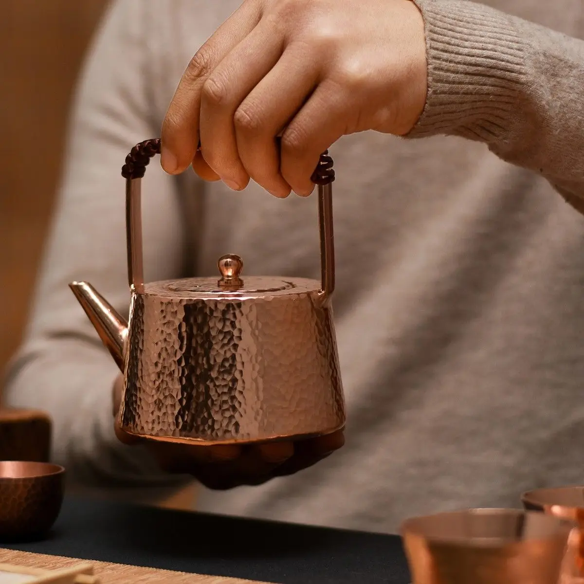 400ML Pure handmade small copper pot, pure copper tea pot, lifting beam, coffee pot, boiling water, copper pot skill - Image 2