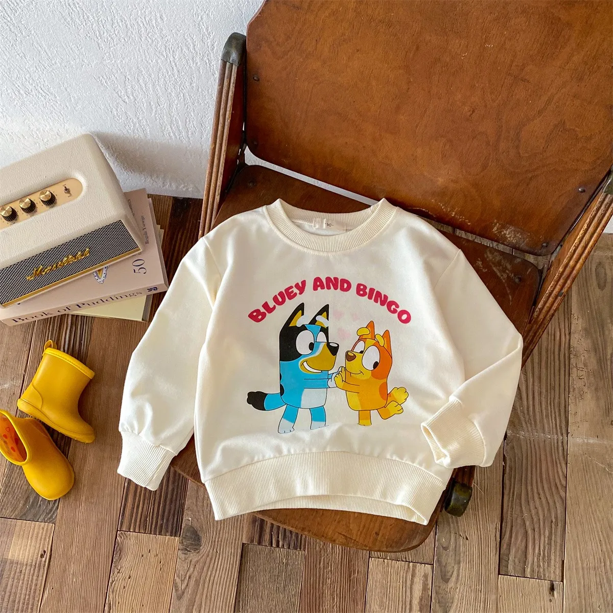 Disney printed cartoon Winnie children's hoodie for boys and girls fashionable casual top with round neck loose fitting pullover kids sweatshirt