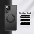 With Bracket Black