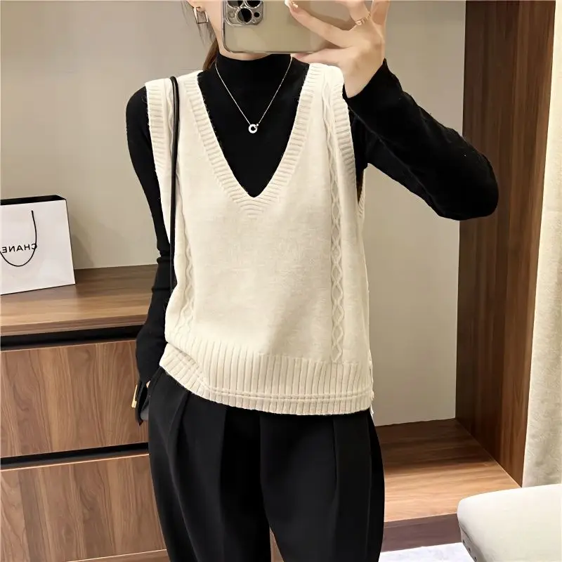 

Autumn and Winter New V-Neck Outer Wear Knitted Vest Women's 2023 Casual Sweater Waistcoat Pullover Top Short Vests R140