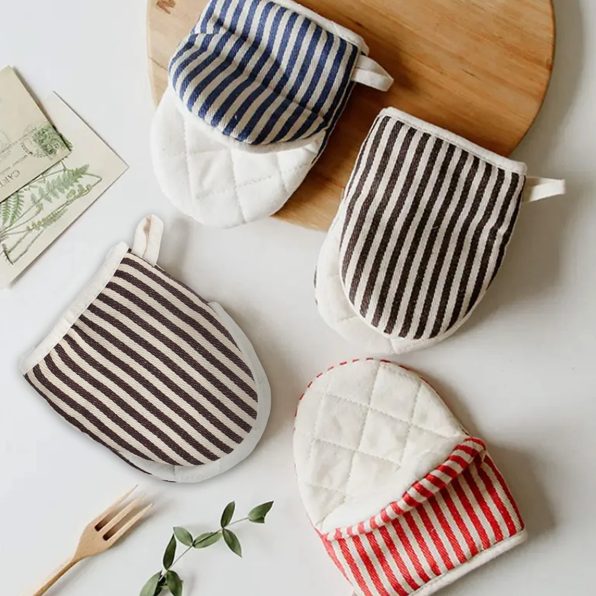 Heat Resistant Kitchen Gloves Stripe Oven Mitts Non-slip Protective Mittens for Home Cooking Kitchen Dining Bar Party Supplies