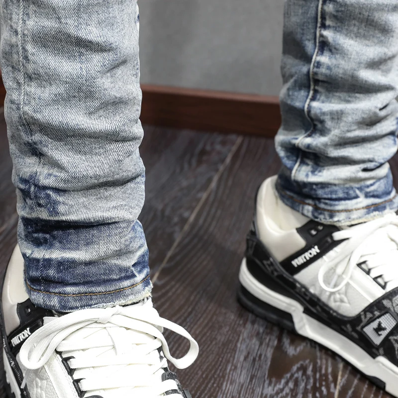 Street Fashion Men Jeans Retro Light Blue Stretch Skinny Fit Hole Ripped Jeans Men Bandana Patched Designer Hip Hop Brand Pants