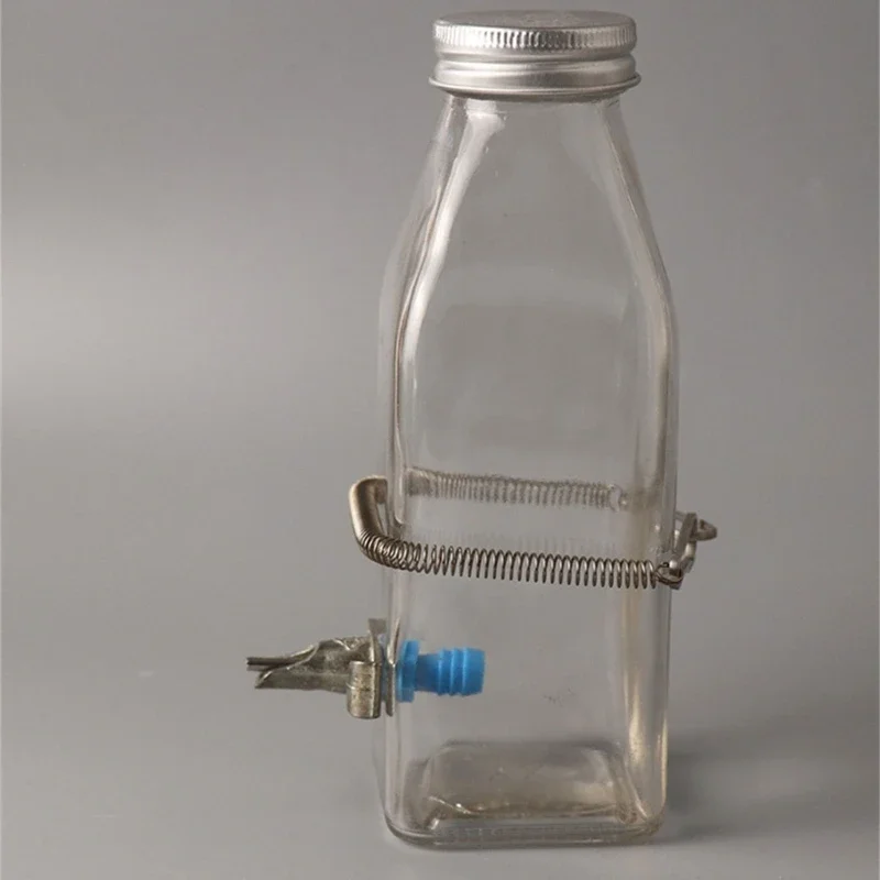 Small Animal Cage Spring Fasteners Water Bottle Rack for Pet Cage StainlessSteel Clip On Spring for Drinking Bottle