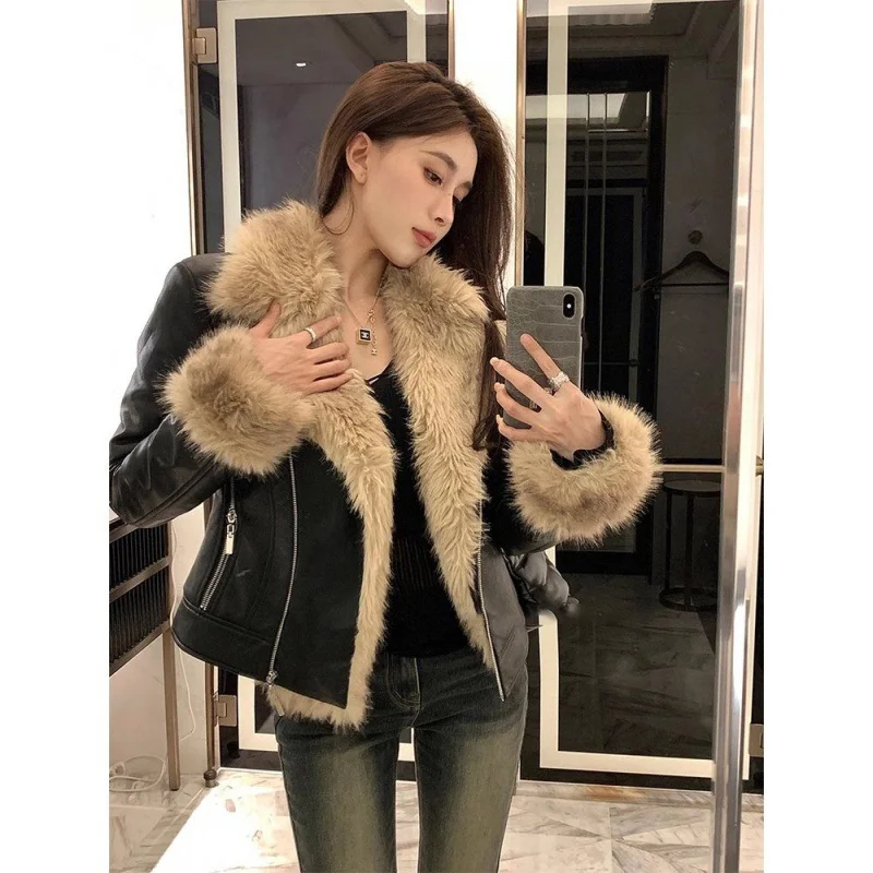 

Sandro Rivers Black Large Lapel Thickened Women's Leather Top Puffer Jacket Short Winter Waist Jacket Leather Coat