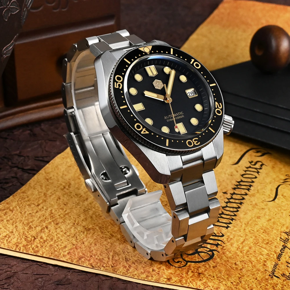 

San Martin Luxury 44mm Vintage MM300 Sports Men Diving Watch NH35 Gilt Dial Automatic Mechanical Sapphire 300M C3 Luminous Reloj