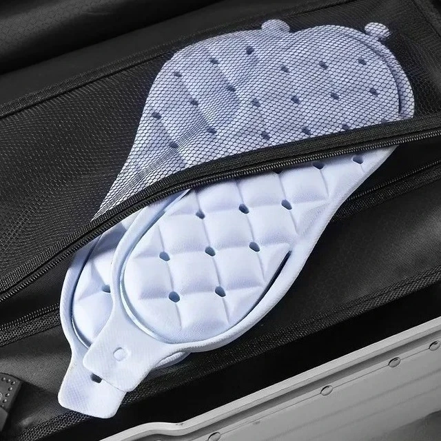 New Travel Portable Folding Slippers for Men Women Solid Color Lightweight Nonslip Flip-Flops Removable Soft Home Slippers