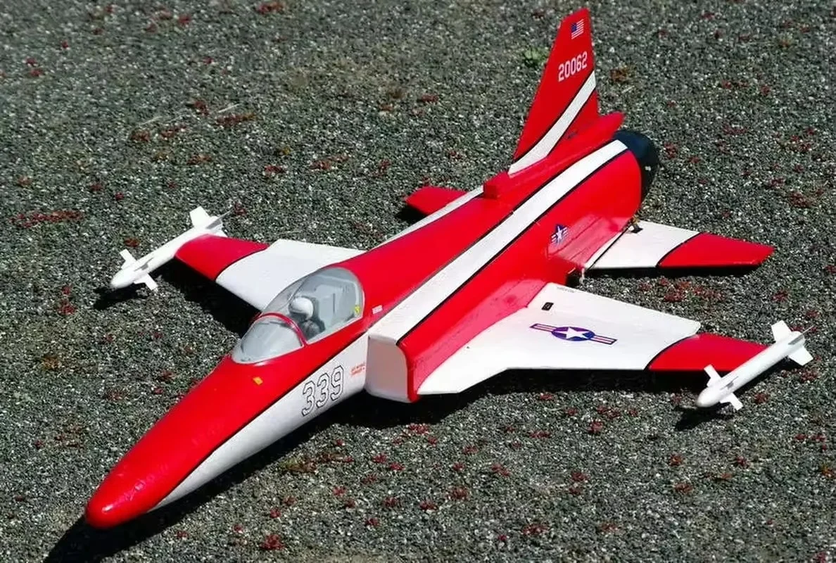 Qtmodel Remote Control  Airplane F20 Tiger Shark 50 Channel Duct Real Machine Toys Kit Empty Machine boy Xmas Birthday kids Gift 4